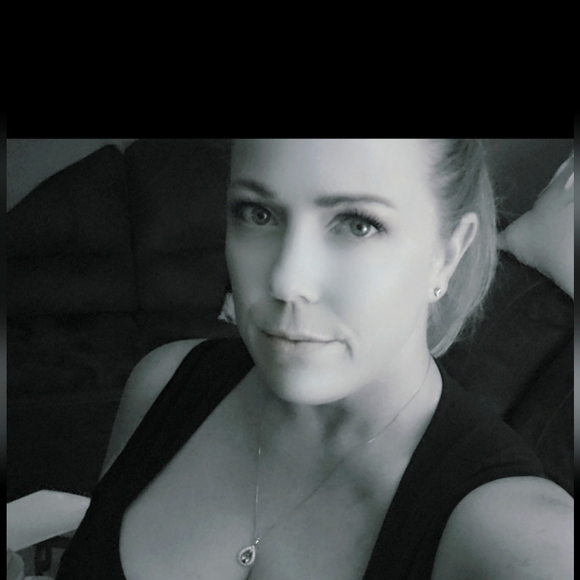 Meet your Posher, Cherie - Picture 1 of 1